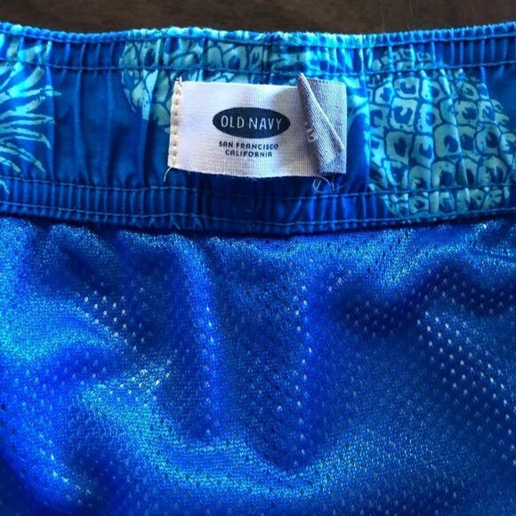 Old Navy swimming trunks size XL nwot perfect - Picture 3 of 3